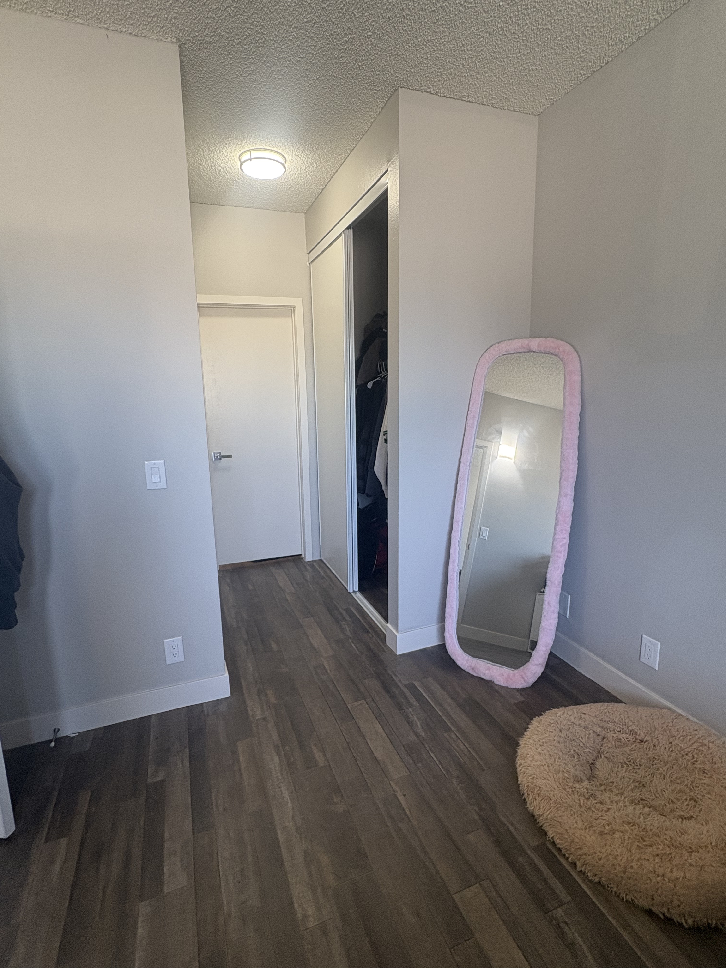 Apartment photo 8